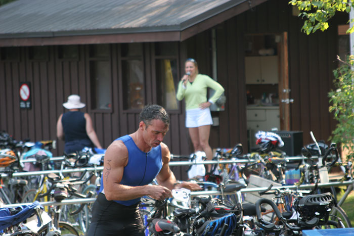 swim to bike transition / transition de la nage au vlo